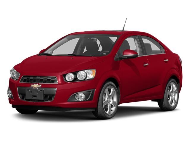 2013 CHEVROLET Sonic