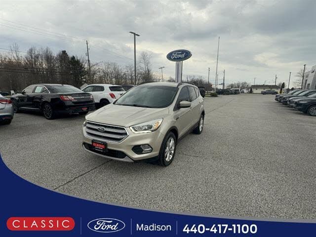 2017 FORD Escape