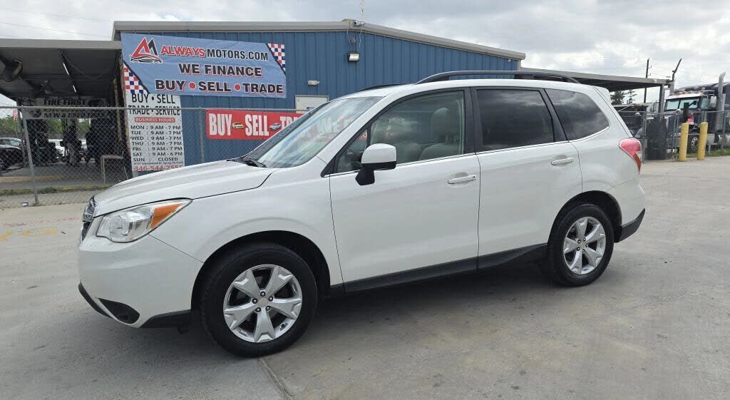 2016 SUBARU Forester