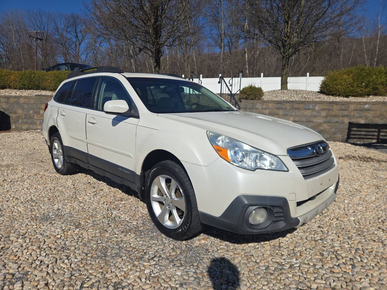 2013 SUBARU Outback