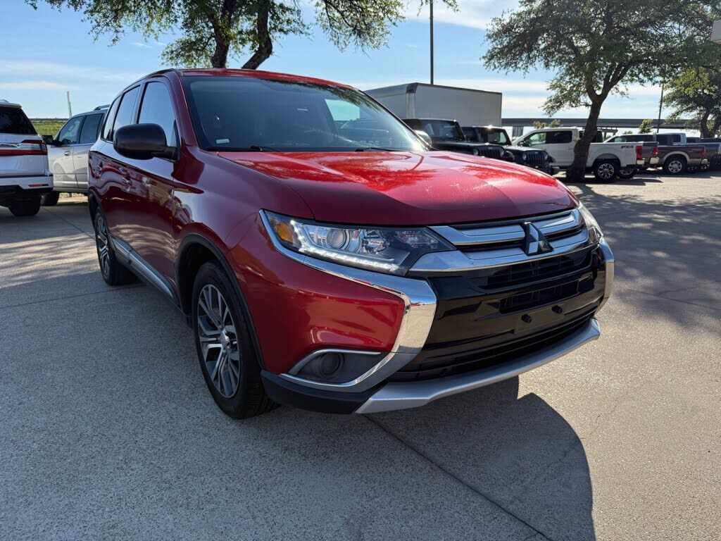 2018 MITSUBISHI Outlander