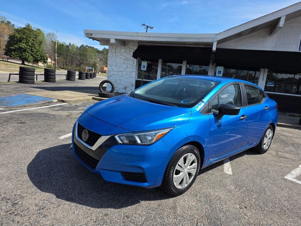 2020 NISSAN Versa