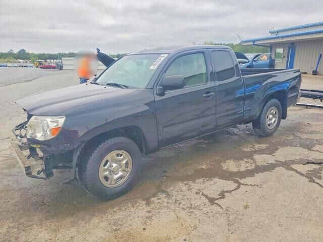 2010 TOYOTA Tacoma