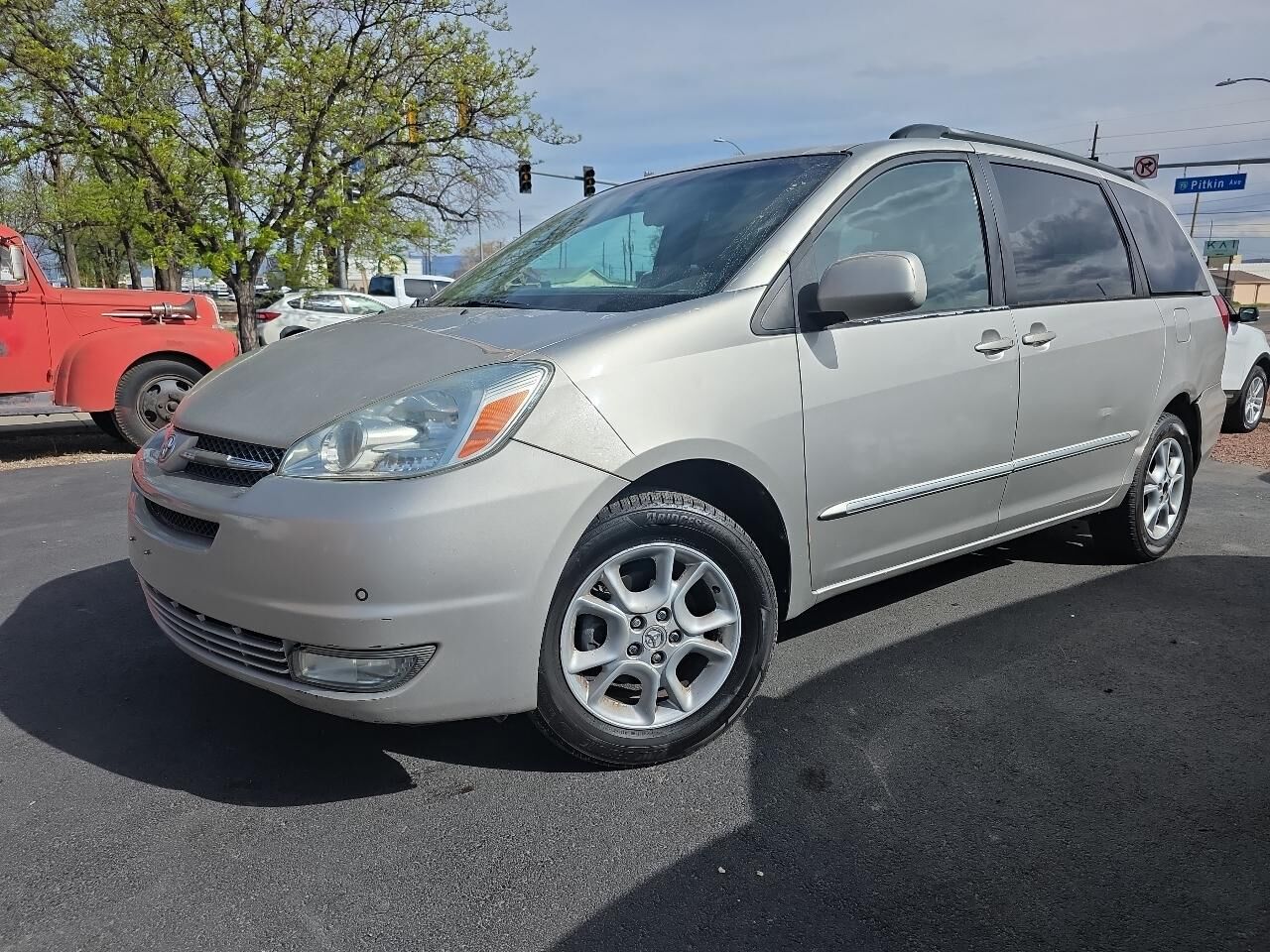 2004 TOYOTA Sienna