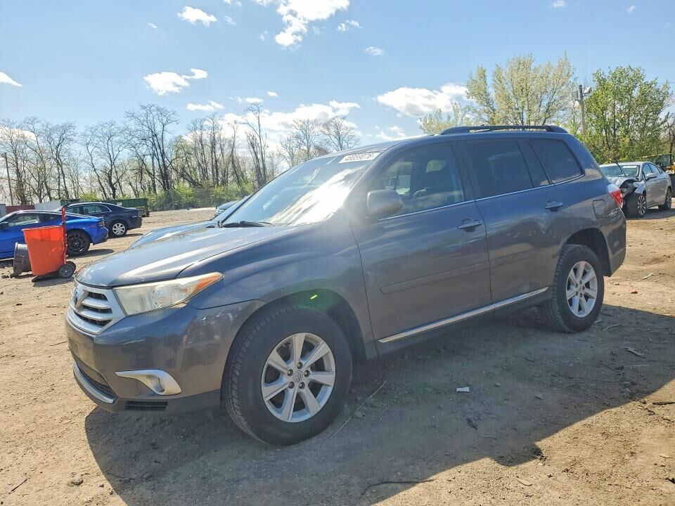 2012 TOYOTA Highlander