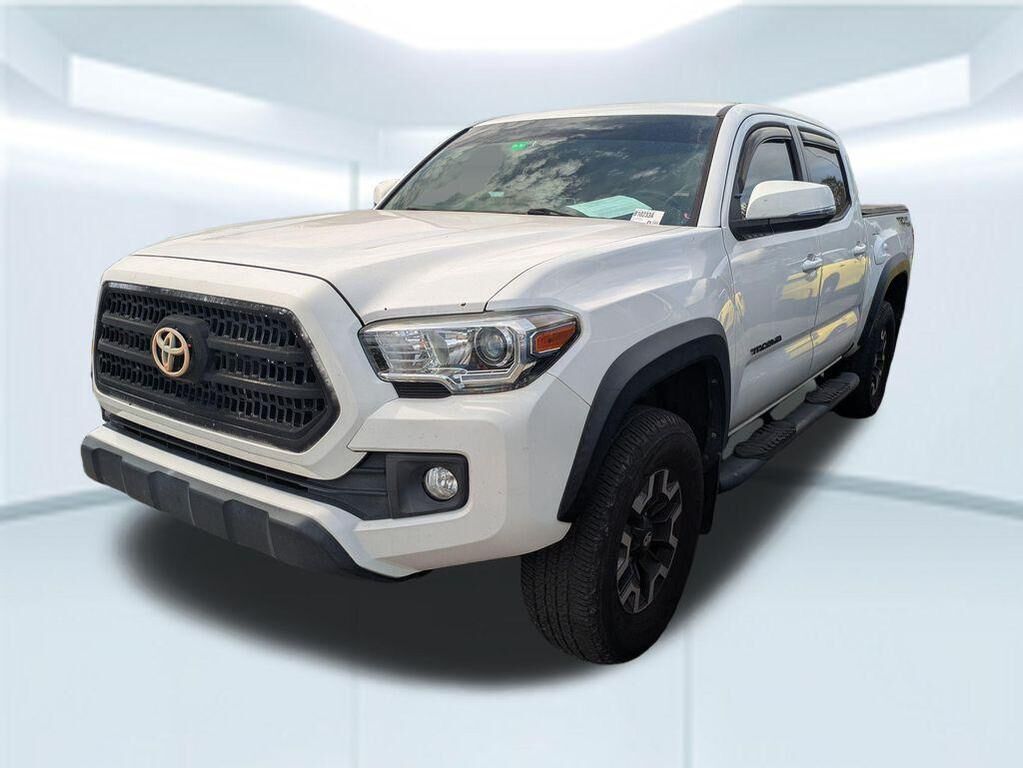 2017 TOYOTA Tacoma