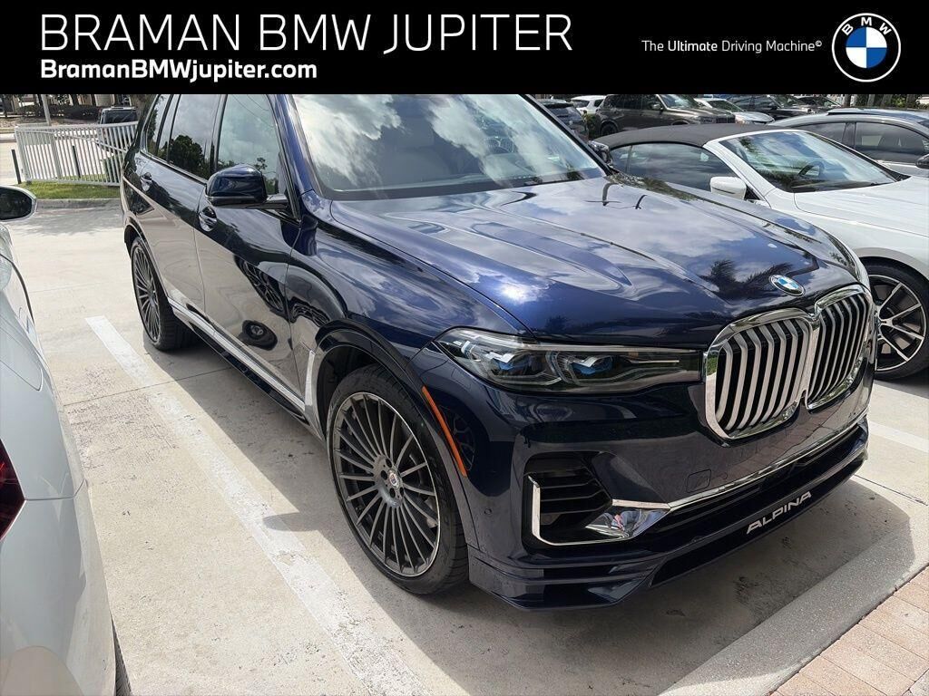 2022 BMW X7