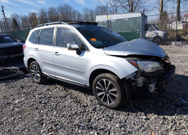 2017 SUBARU Forester