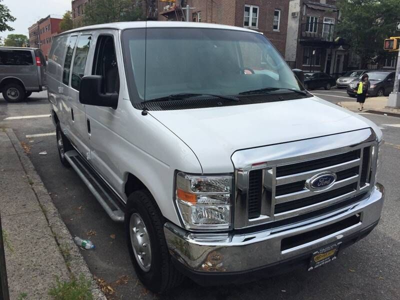 2014 FORD E-250