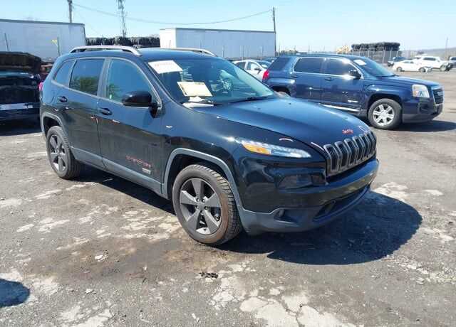 2017 JEEP Cherokee