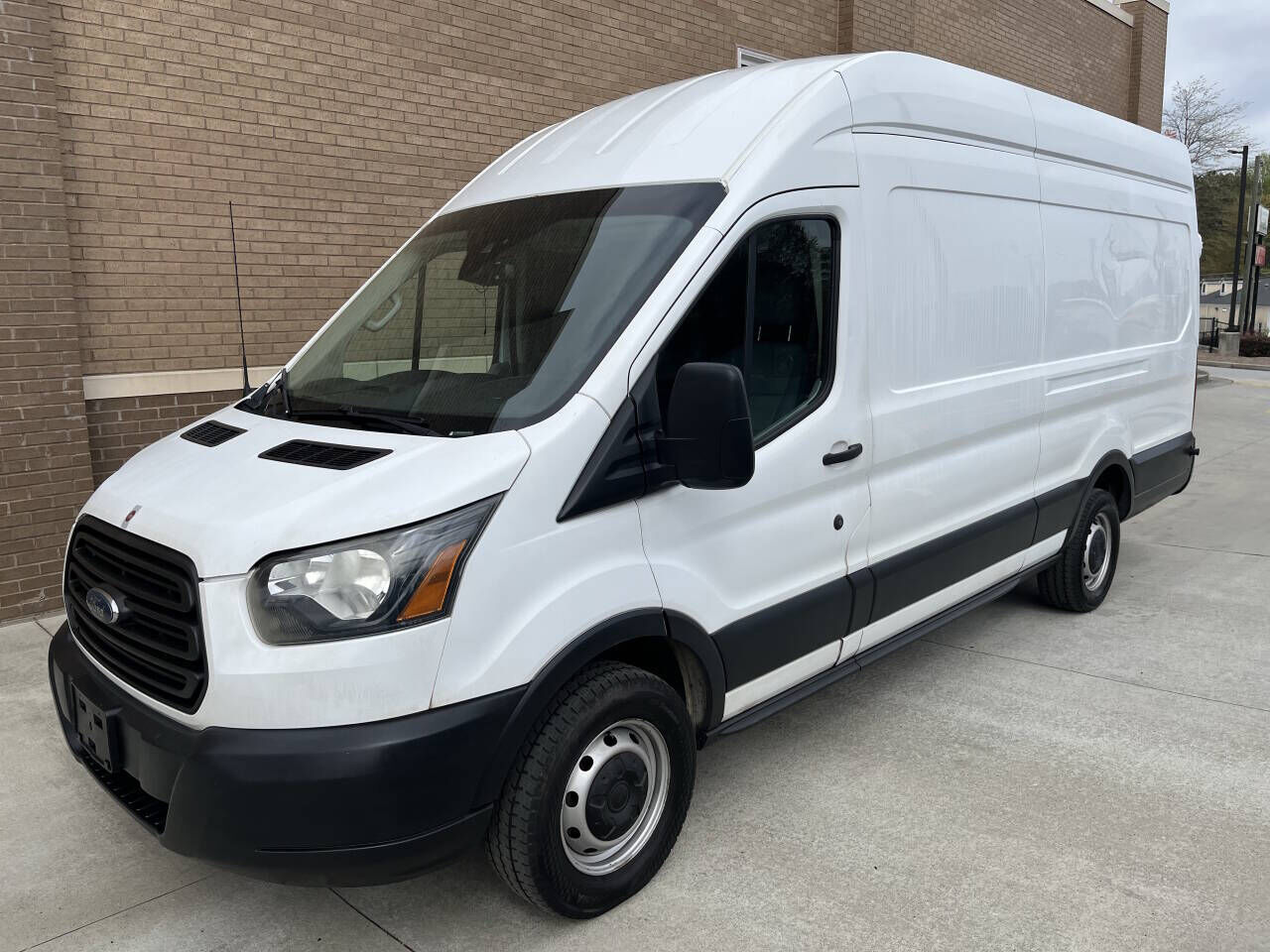 2018 FORD Transit