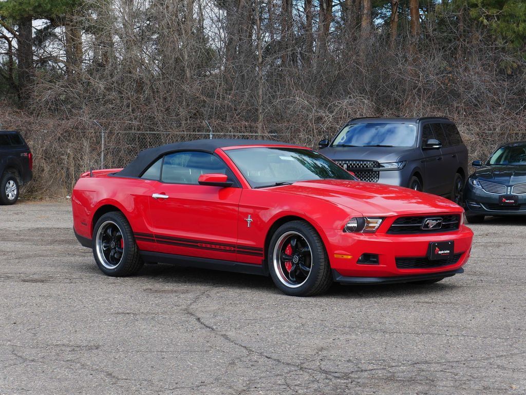 2011 FORD Mustang