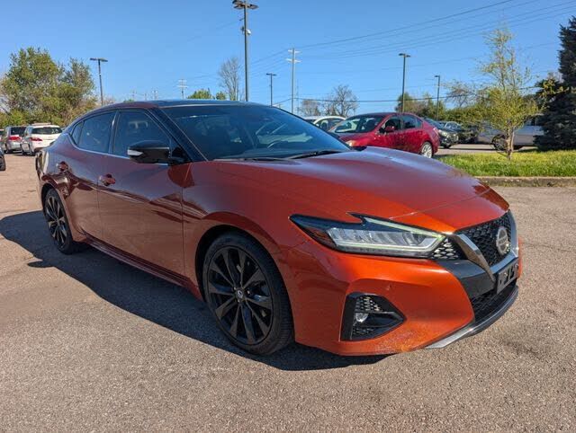 2019 NISSAN Maxima