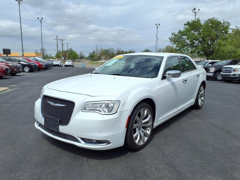 2017 CHRYSLER 300