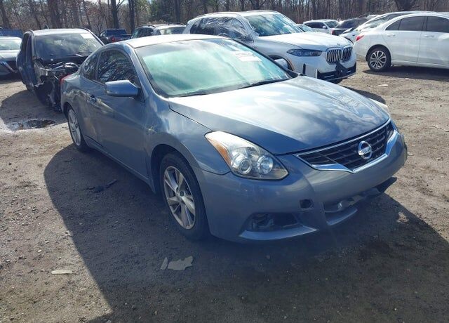 2012 NISSAN Altima