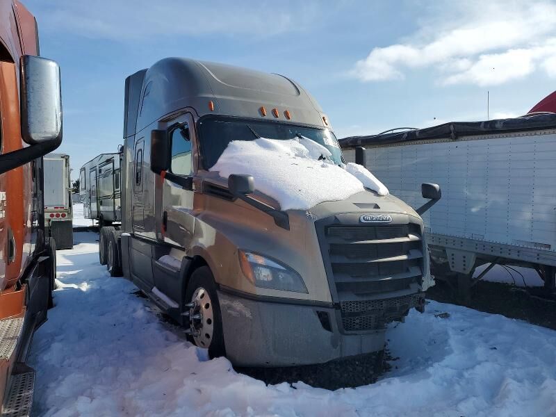 2020 FREIGHTLINER New Cascadia 126" Sleepercab