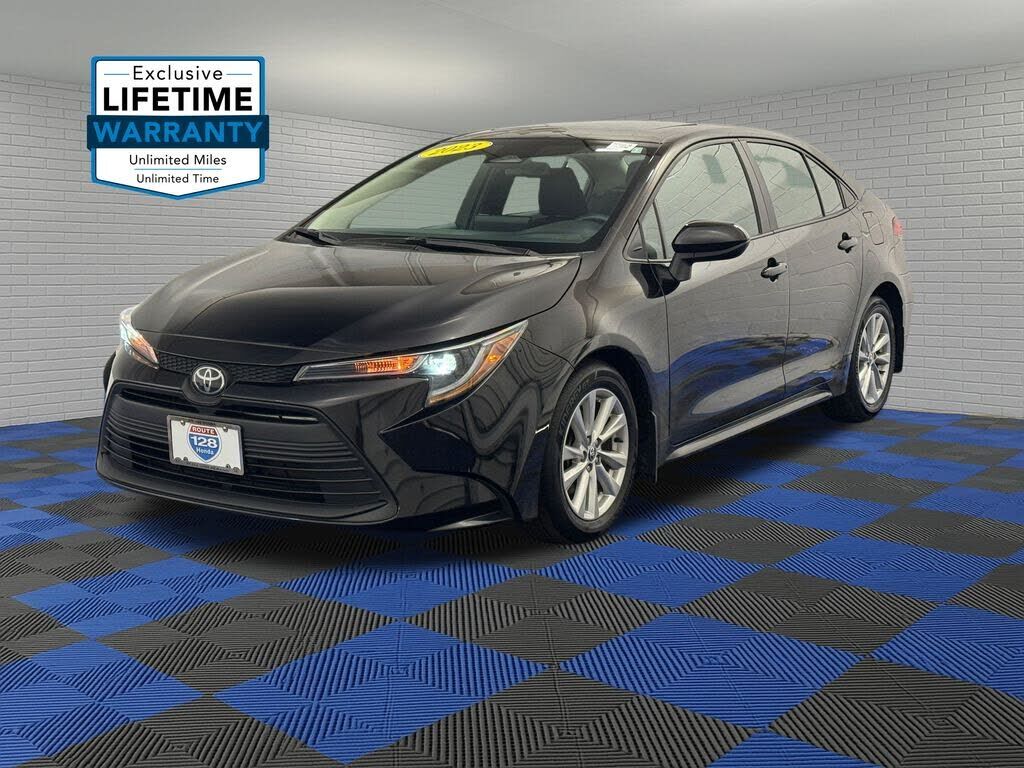 2023 TOYOTA Corolla