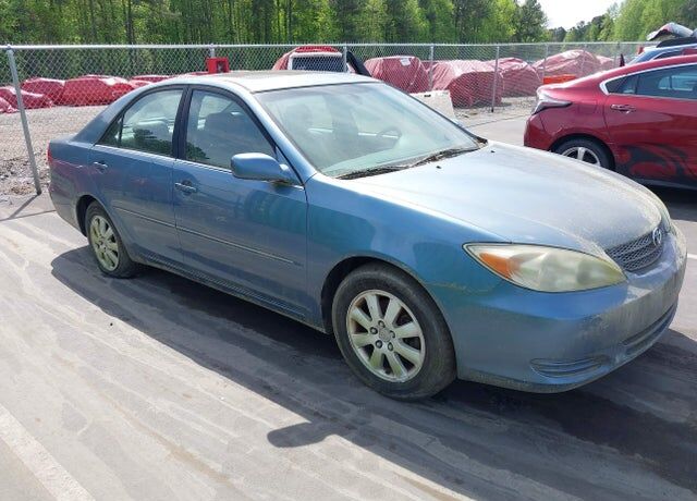 2002 TOYOTA Camry