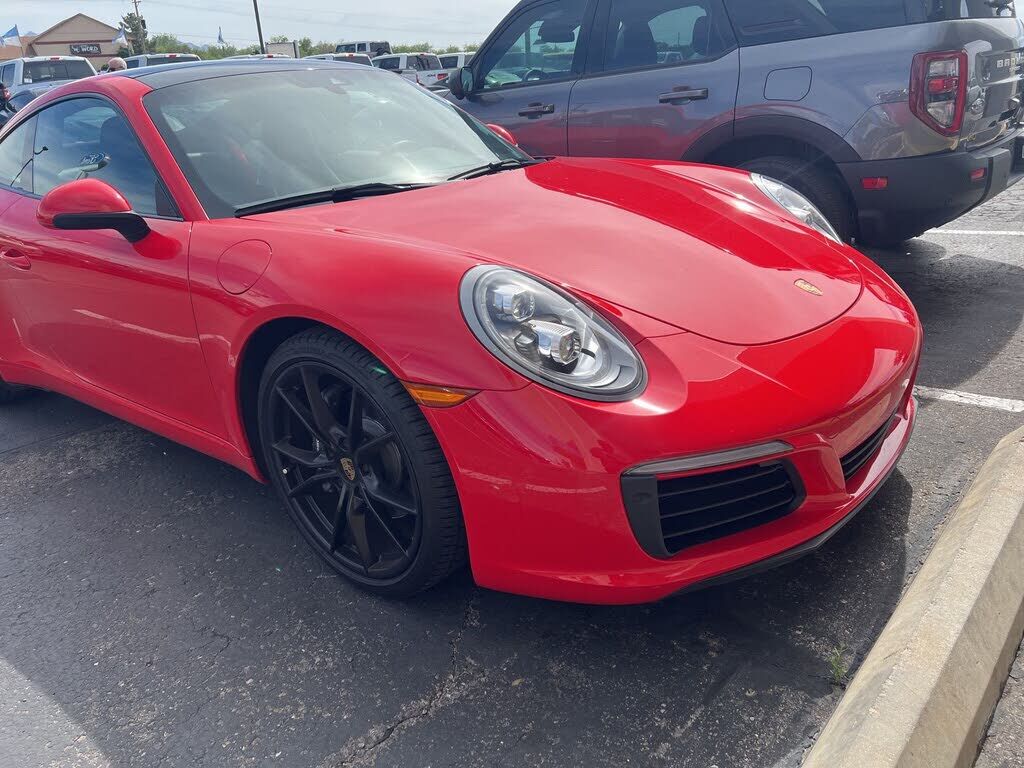 2018 PORSCHE 911