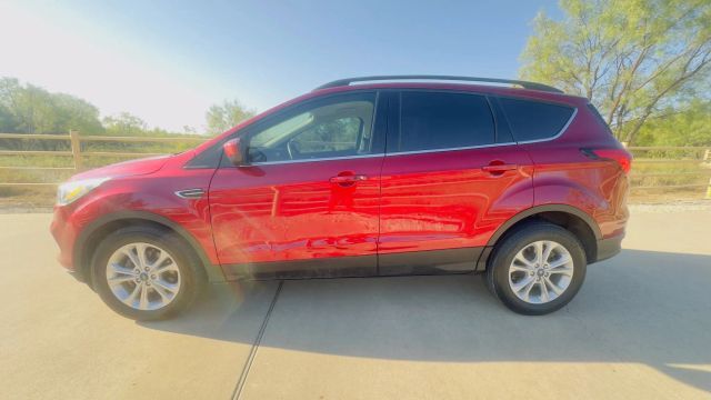 2019 FORD Escape