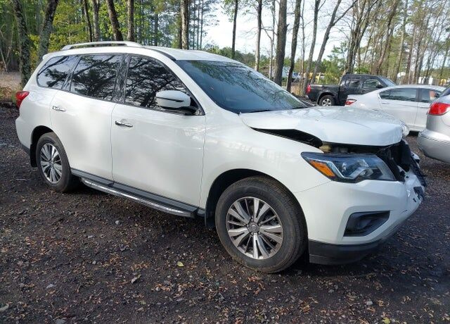 2019 NISSAN Pathfinder