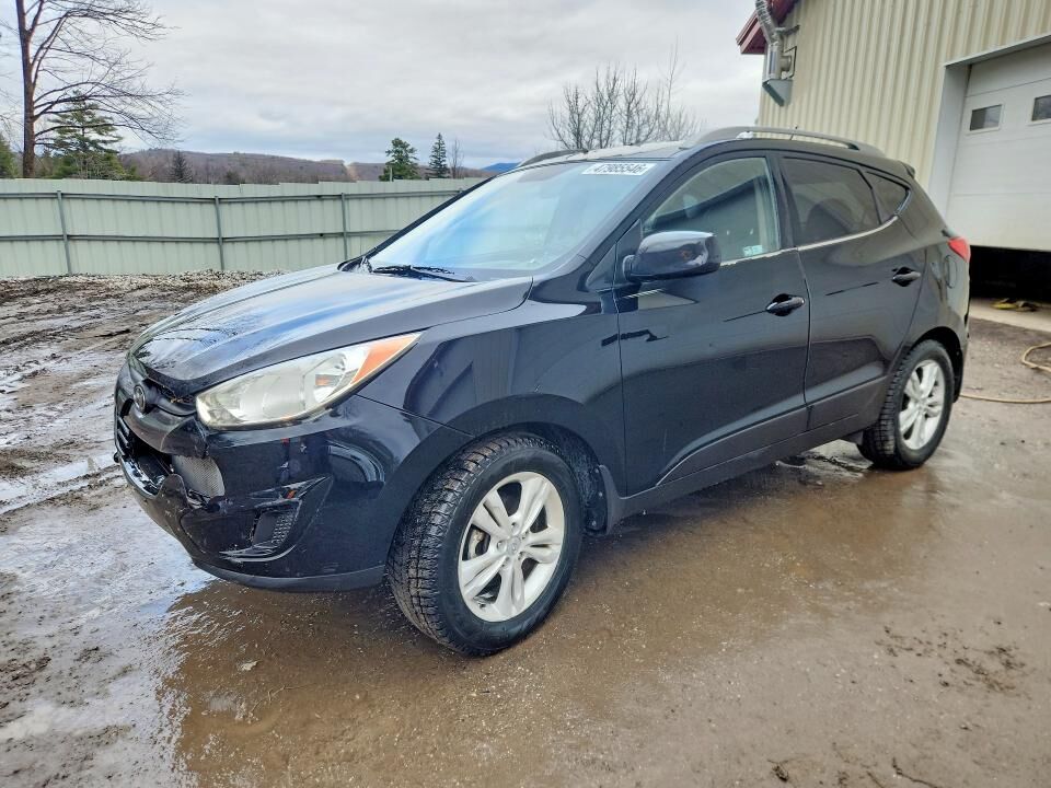 2011 HYUNDAI Tucson