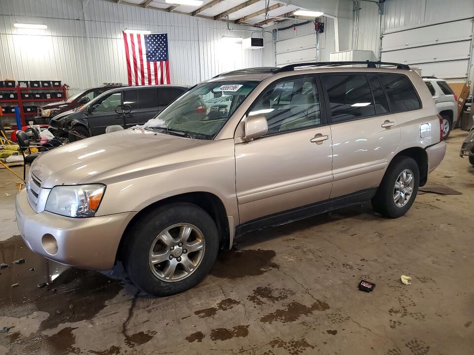 2004 TOYOTA Highlander