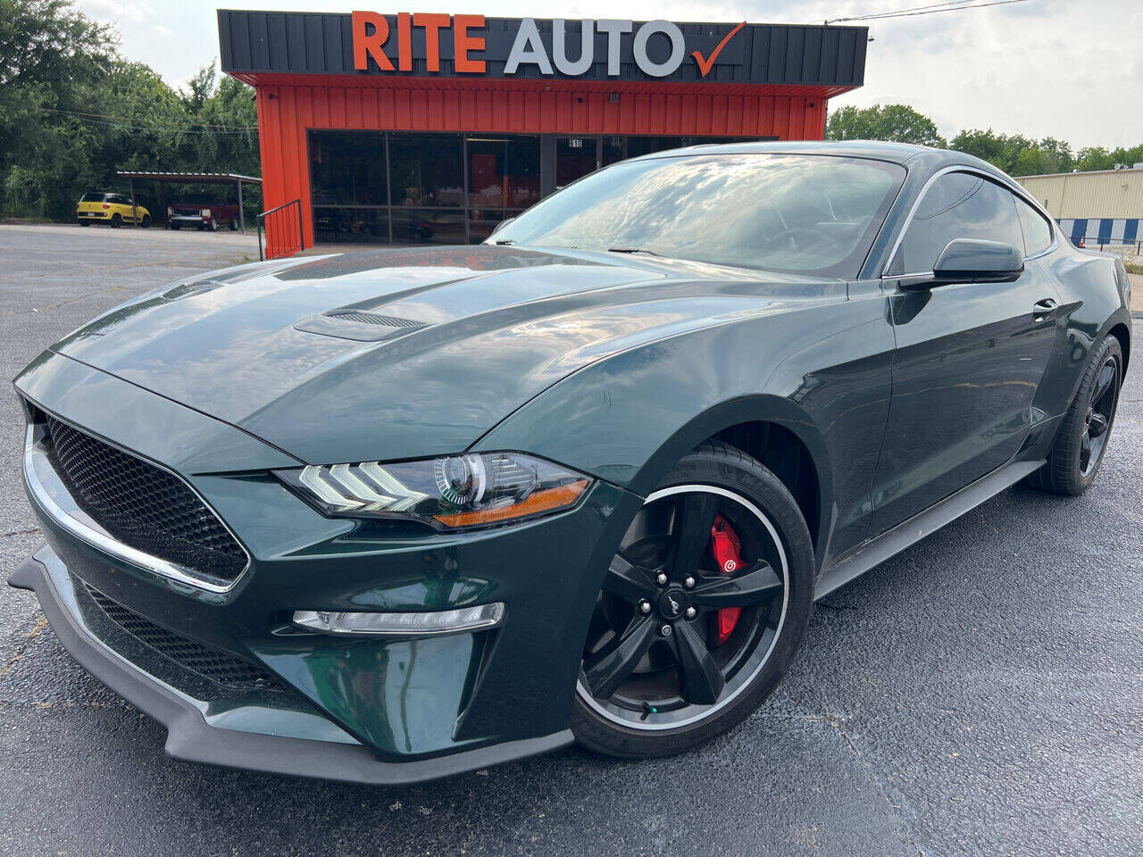 2019 FORD Mustang