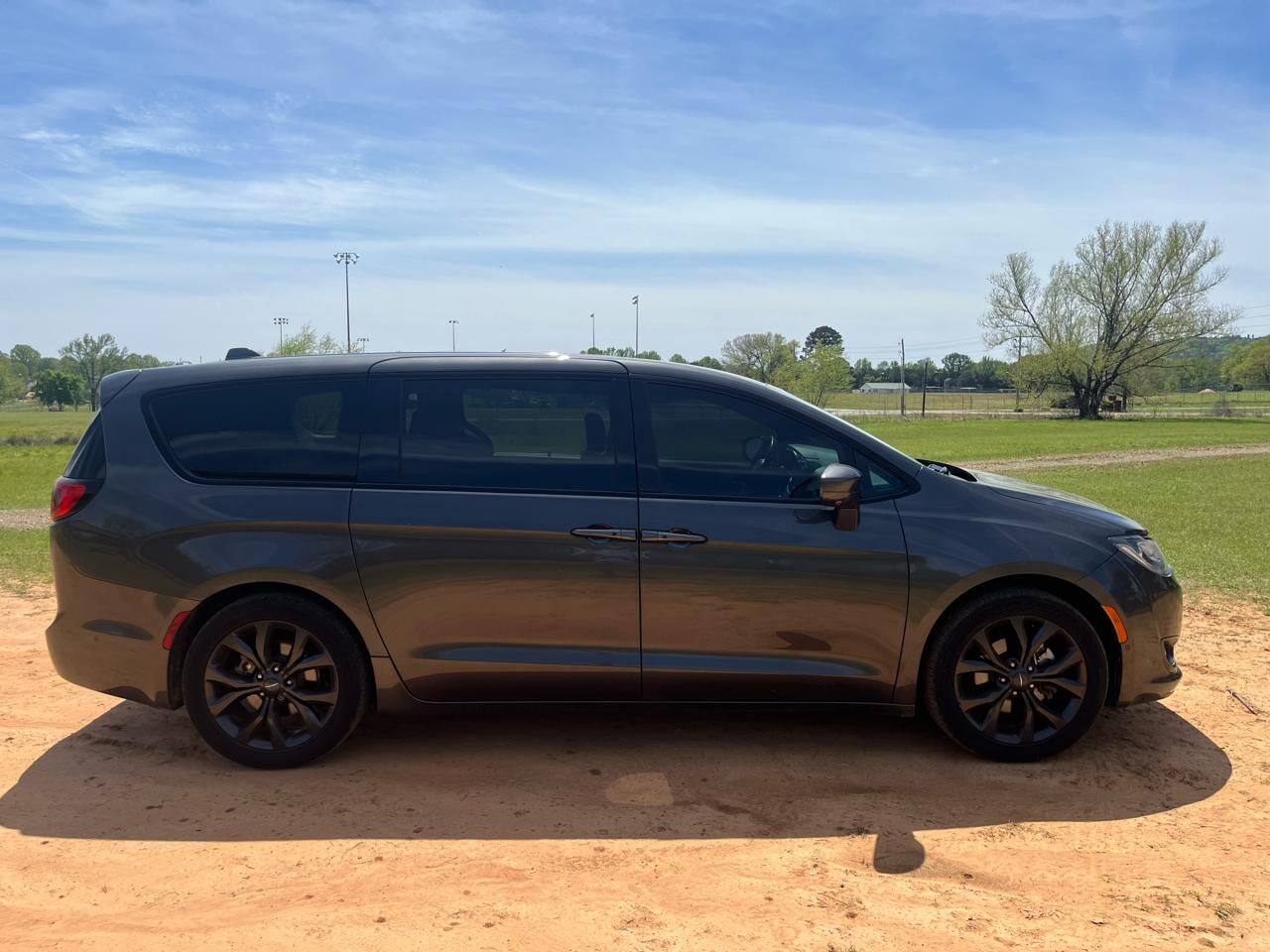 2019 CHRYSLER Pacifica