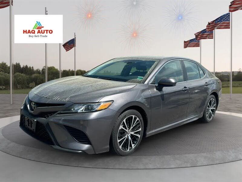 2019 TOYOTA Camry