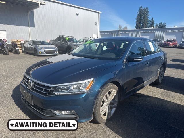 2018 VOLKSWAGEN Passat