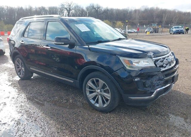2018 FORD Explorer