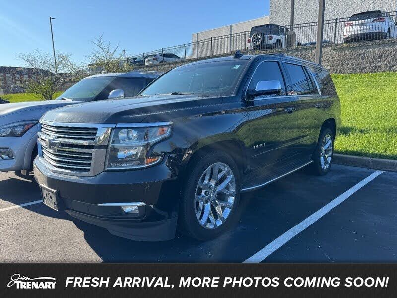 2017 CHEVROLET Tahoe
