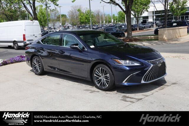 2025 LEXUS ES