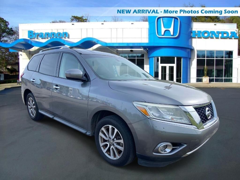 2016 NISSAN Pathfinder