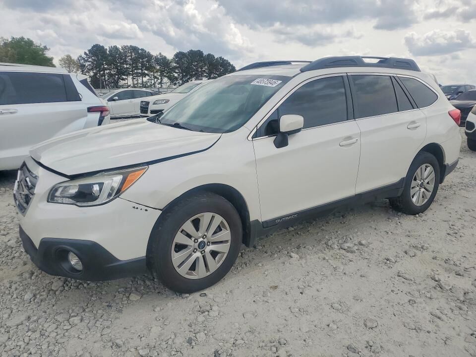 2015 SUBARU Outback