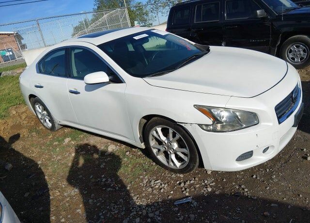 2014 NISSAN Maxima