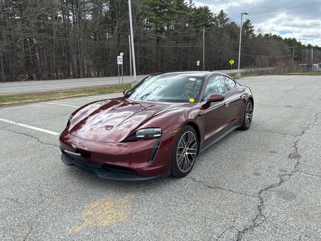 2022 PORSCHE Taycan