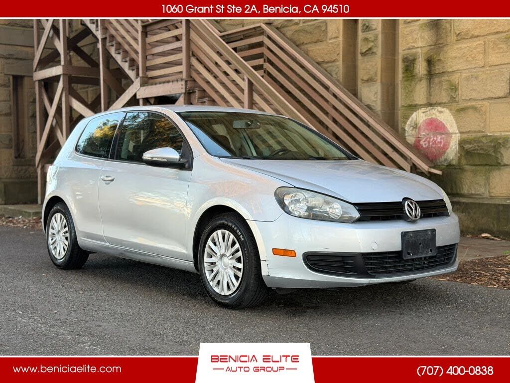 2012 VOLKSWAGEN Golf