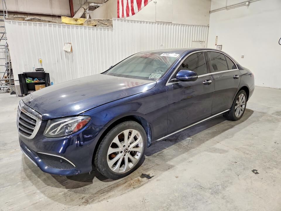 2017 MERCEDES-BENZ E-Class
