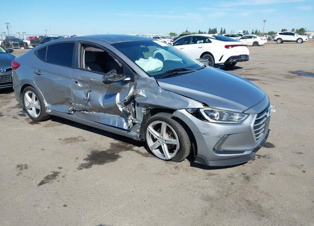 2017 HYUNDAI Elantra