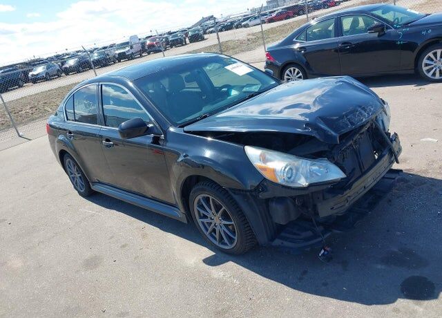 2010 SUBARU Legacy