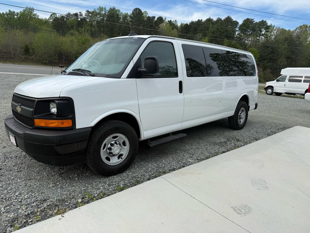 2017 CHEVROLET Express
