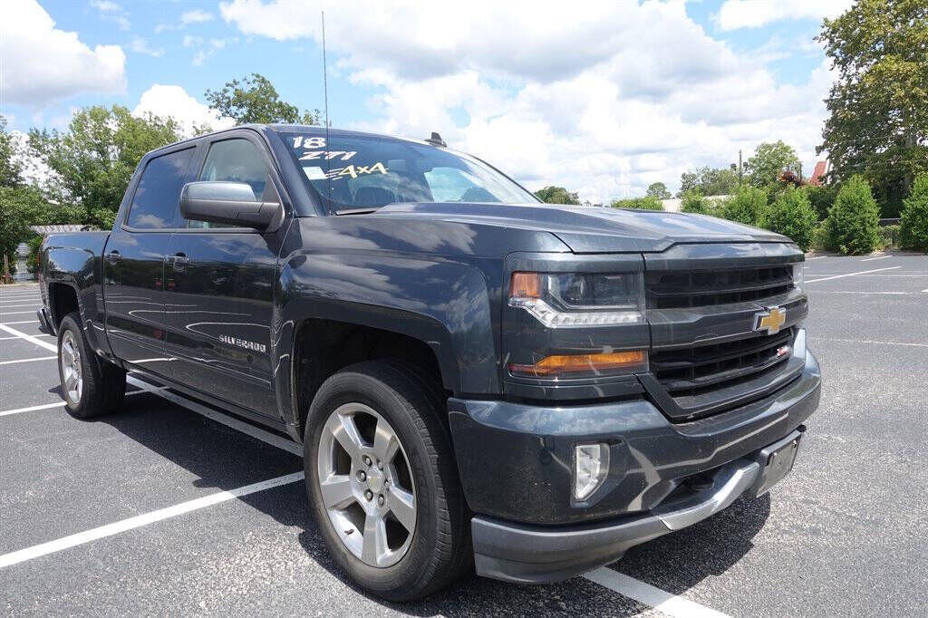 2018 CHEVROLET Silverado