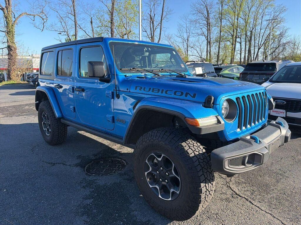 2022 JEEP Wrangler