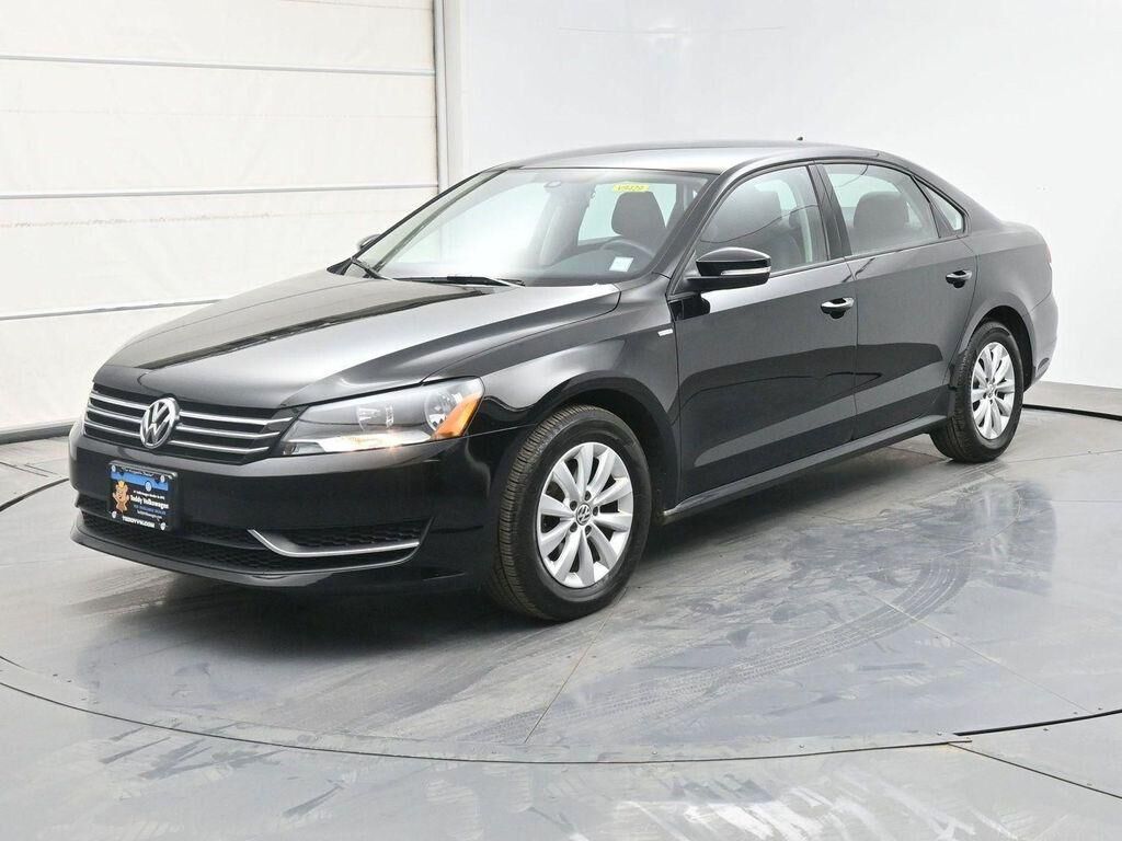 2014 VOLKSWAGEN Passat