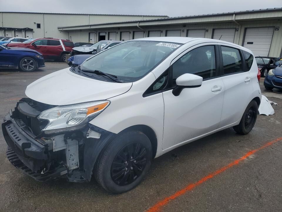 2016 NISSAN Versa
