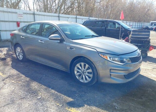 2017 KIA Optima