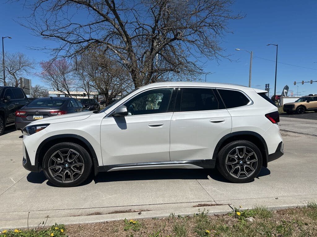 2024 BMW X1