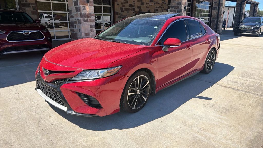 2020 TOYOTA Camry